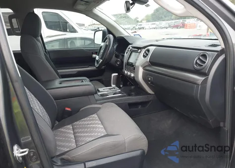 2018 Toyota Tundra Sr5 5.7L V8 z USA, uszkodzony, nr VIN 5TFDY5F12JX703017